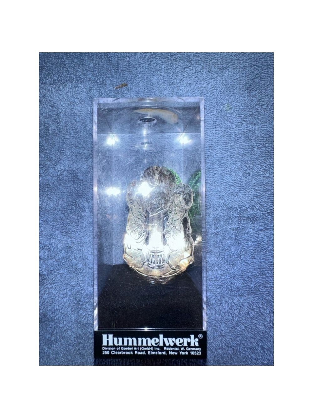 NOS RARE Vintage Hummelwerk Metal Ornament Praying Children Plastic Display Case
